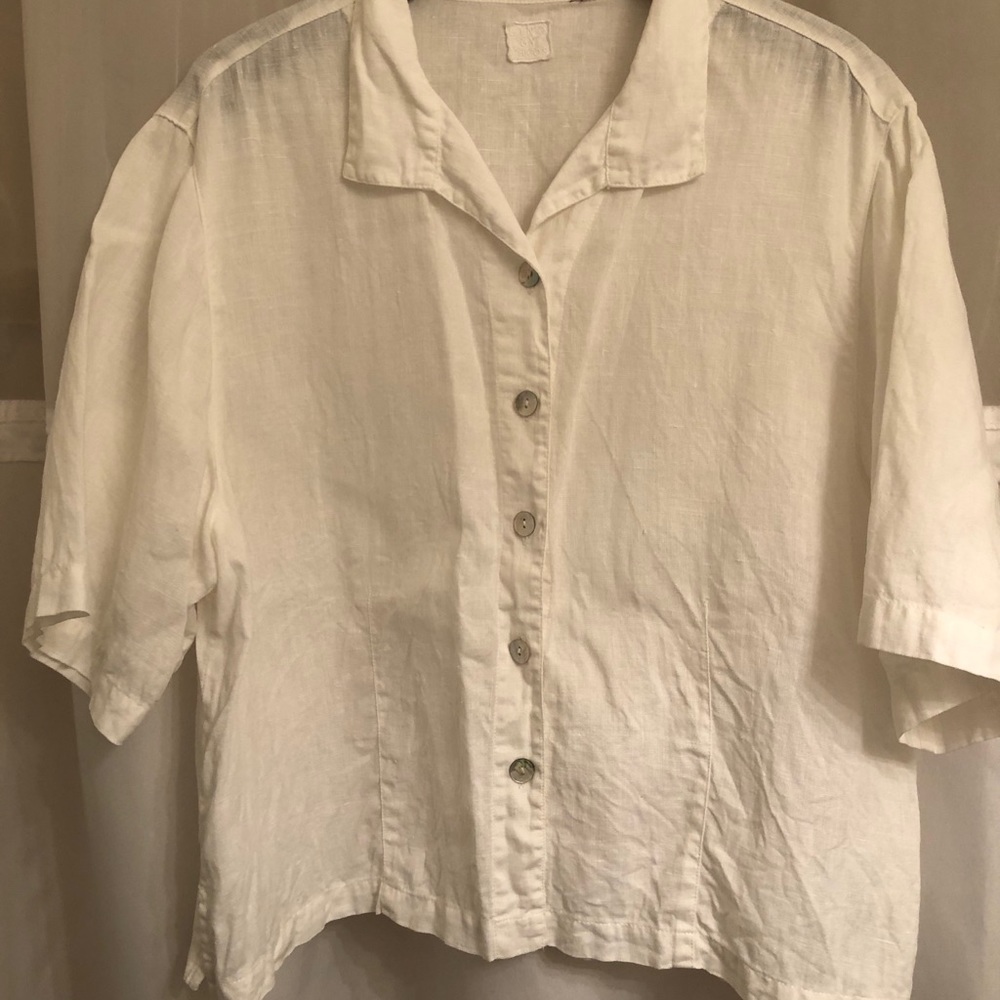 White linen box jacket